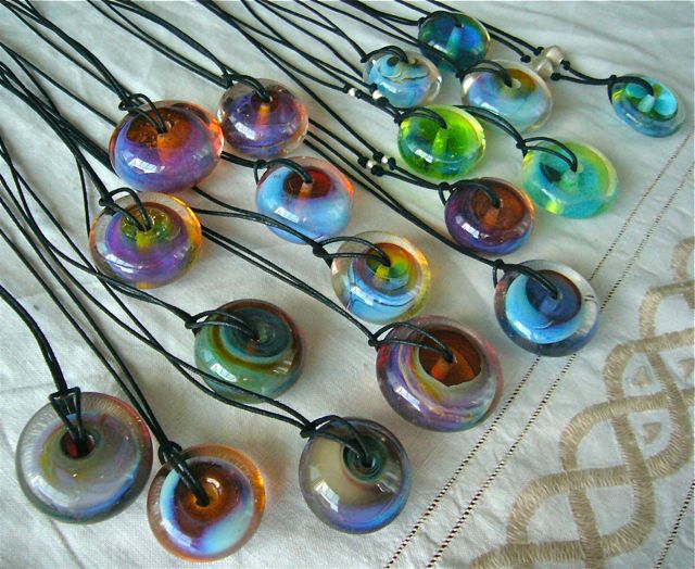 Datei:Regenbogenblobs.jpg